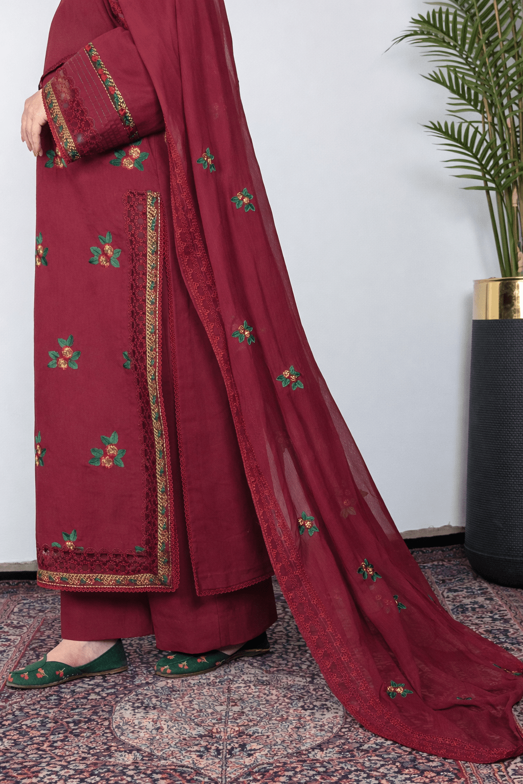 GUL - E - LAAL - Fabric Tales